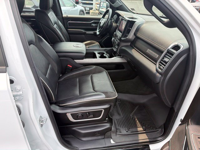 Used 2022 RAM 1500 Laramie w/ Sport Appearance Package AWD/4WD image 31