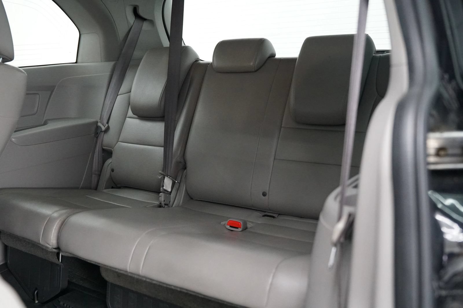 Used 2011 Honda Odyssey EX-L image 29