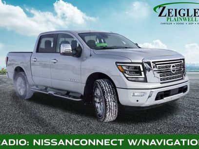 Used 2021 Nissan Titan SL w/ Moonroof Package