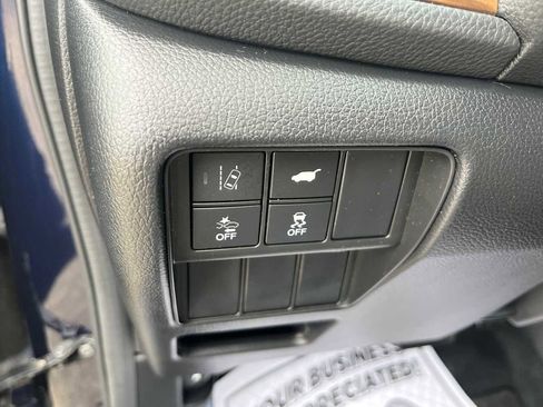 Used 2019 Honda CR-V Touring image 19