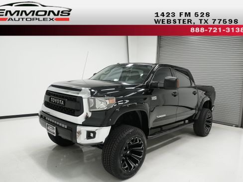Used 2014 Toyota Tundra SR5 w/ SR5 Upgrade Package AWD/4WD image 1