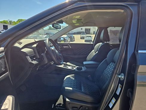Used 2024 Mitsubishi Outlander SEL FWD image 6
