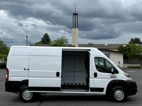 Used 2021 RAM ProMaster 2500 FWD image 24