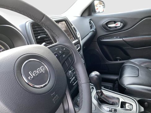 Used 2022 Jeep Cherokee Trailhawk w/ Premium Leather Package image 51