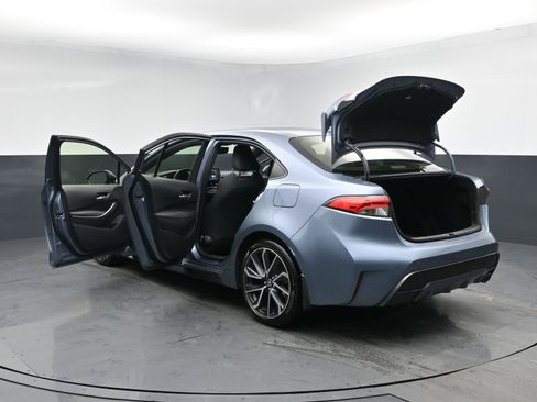 Used 2022 Toyota Corolla SE w/ Carpet Mat Package (TMS) image 30