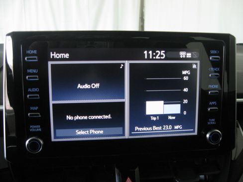 Used 2020 Toyota Corolla LE image 13