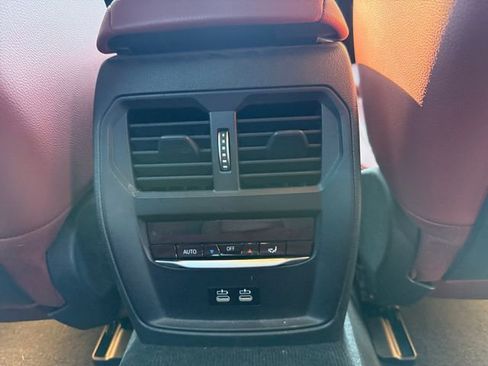 Used 2022 BMW i4 eDrive40 w/ Premium Package image 24