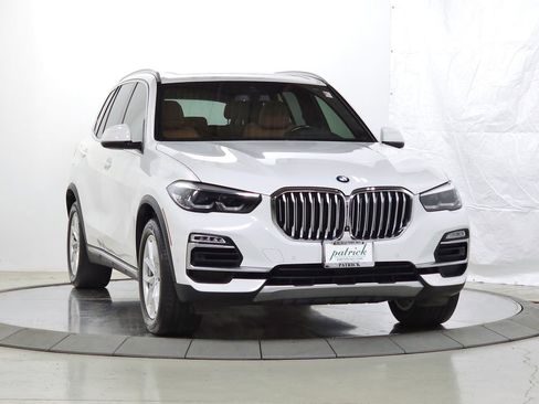 Used 2019 BMW X5 xDrive40i w/ Convenience Package AWD/4WD image 1