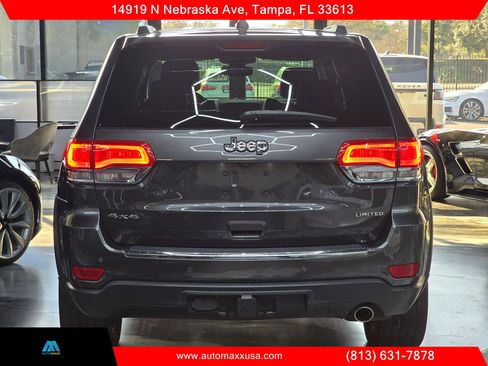 Used 2018 Jeep Grand Cherokee Limited w/ Luxury Group II image 10