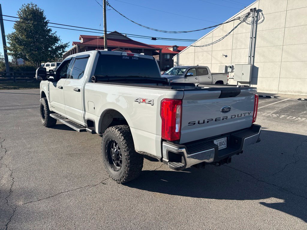 Used 2025 Ford F250 XLT AWD/4WD image 4