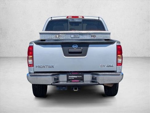 Used 2016 Nissan Frontier SV AWD/4WD image 7