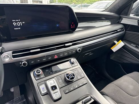 Used 2025 Hyundai Palisade Calligraphy AWD/4WD image 25