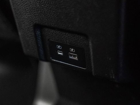 Used 2025 Mitsubishi Eclipse Cross SE image 38