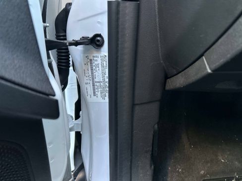 Used 2013 Ford Focus S image 32