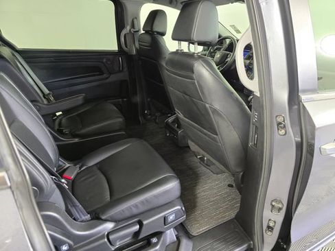 Used 2023 Honda Odyssey Touring image 13