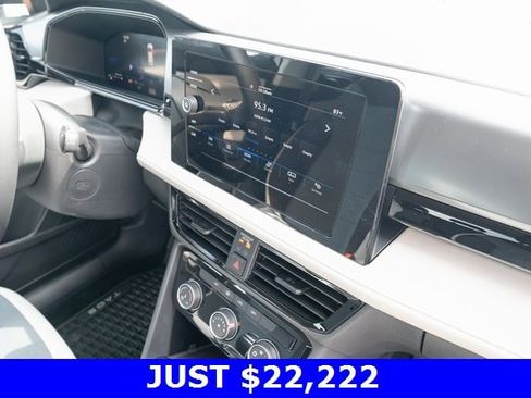 New 2025 Volkswagen Taos S image 40