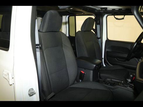 Used 2021 Jeep Wrangler Unlimited Sport image 26