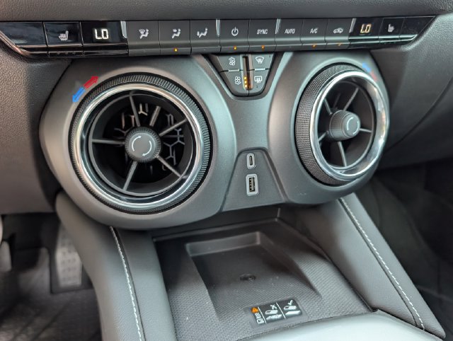 New 2026 Chevrolet Blazer LT w/ Convenience Package FWD image 20