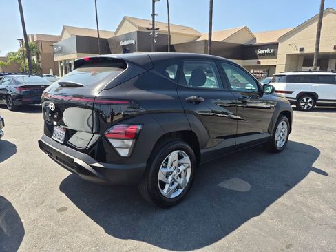 Used 2026 Hyundai Kona SE FWD image 7