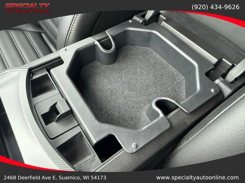 Used 2021 Ford Edge SEL image 30