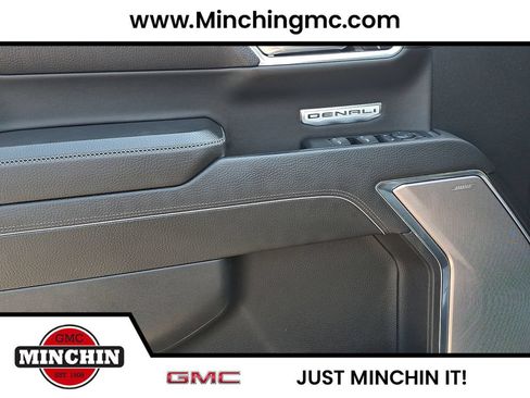 Used 2023 GMC Sierra 1500 Denali AWD/4WD image 13
