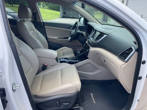 Used 2016 Hyundai Tucson Limited FWD image 22
