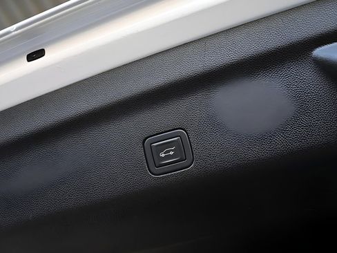 Used 2021 Cadillac Escalade Sport image 43