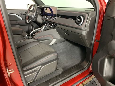 Used 2023 Chevrolet Colorado Z71 w/ Z71 Convenience Package 2 image 35