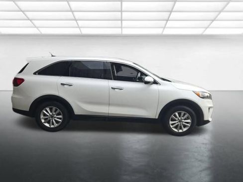 Used 2020 Kia Sorento LX FWD image 3