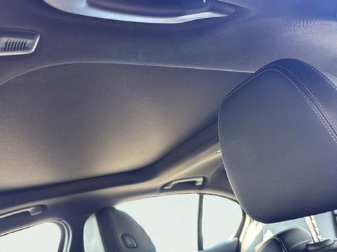 Used 2025 BMW 330i xDrive Sedan w/ Convenience Package image 14