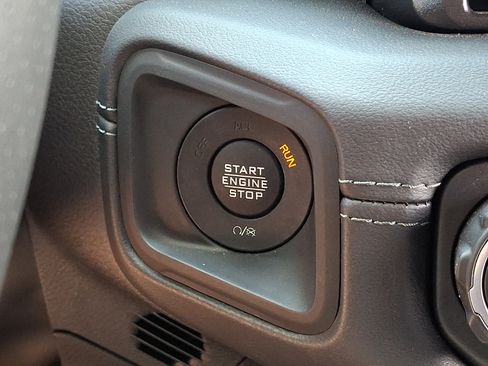 Used 2025 Jeep Wrangler Unlimited Rubicon 392 AWD/4WD image 30