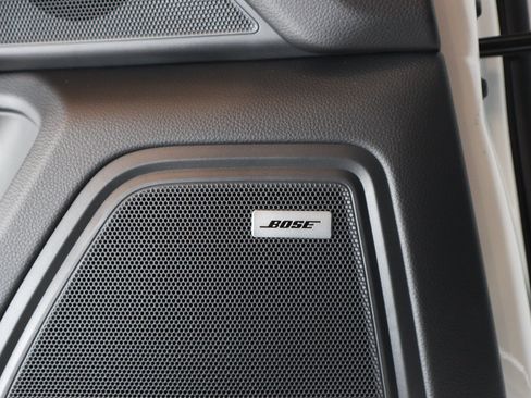Certified 2026 Porsche Macan AWD/4WD image 25