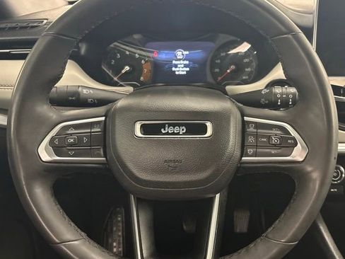 Used 2025 Jeep Compass Limited AWD/4WD image 23