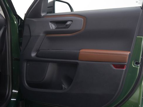Used 2023 Ford Bronco Sport Badlands w/ Premium Package AWD/4WD image 9
