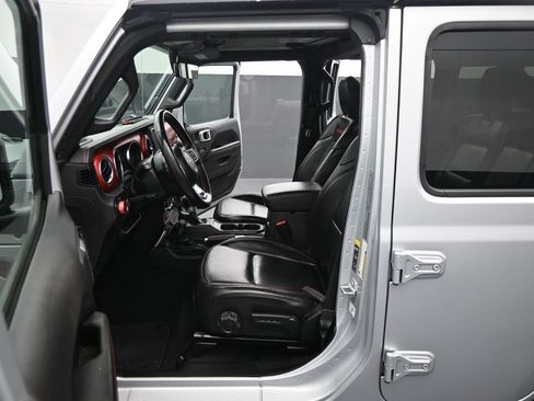 Used 2022 Jeep Wrangler Unlimited Rubicon w/ LED Lighting Group AWD/4WD image 10