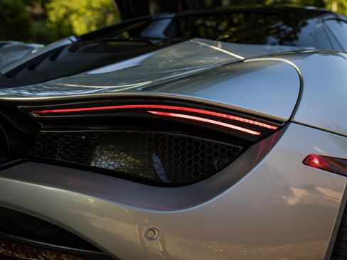 Used 2021 McLaren 720S Performance RWD image 40