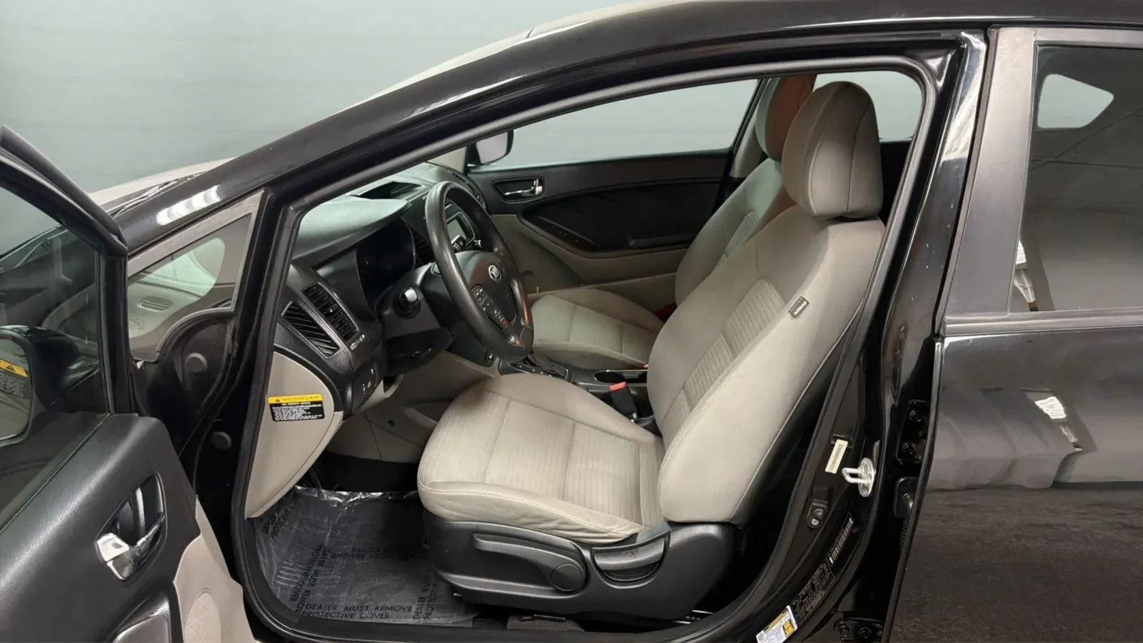Used 2015 Kia Forte LX w/ Popular Package FWD image 18