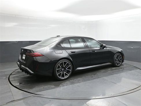 New 2026 BMW M5 image 15