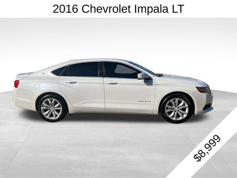 Used 2016 Chevrolet Impala LT w/ Convenience Package image 2