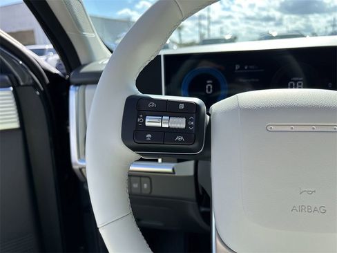 New 2026 Hyundai Santa Fe SE image 27