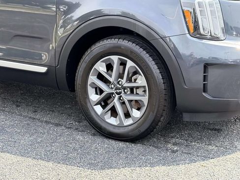 Used 2023 Kia Telluride LX AWD/4WD image 7