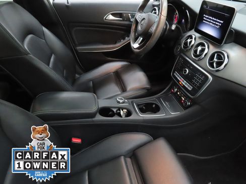 Used 2020 Mercedes-Benz GLA 250 image 23