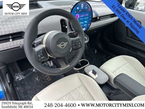 Certified 2025 MINI Cooper S image 17