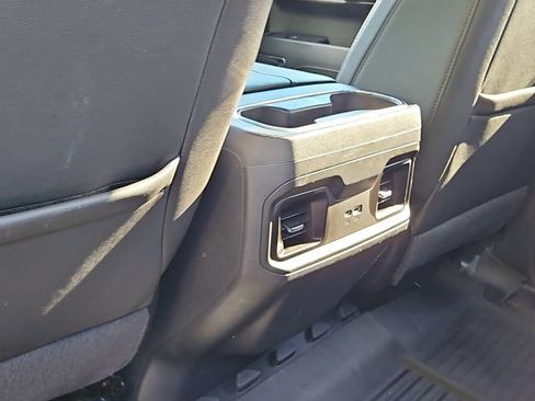 Used 2022 Chevrolet Silverado 1500 LT Trail Boss w/ Convenience Package II AWD/4WD image 10