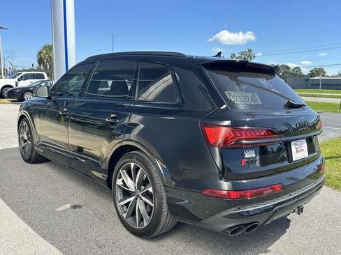 Used 2023 Audi SQ7 Premium Plus w/ Executive Package AWD/4WD image 17