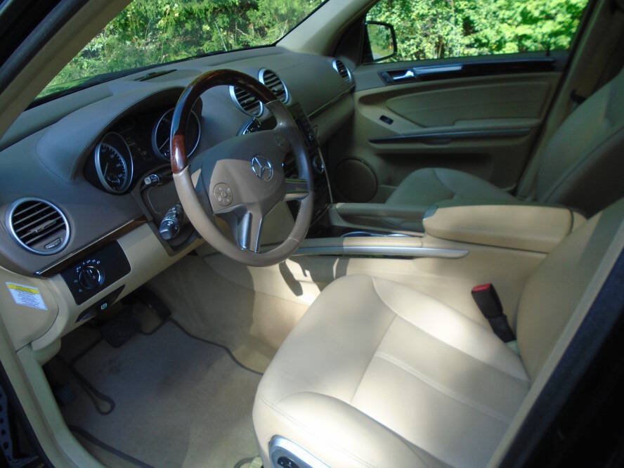 Used 2012 Mercedes-Benz GL 450 4MATIC image 10