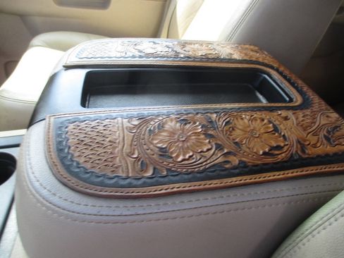 Used 2013 Chevrolet Silverado 2500 LTZ w/ LTZ Plus Package image 28