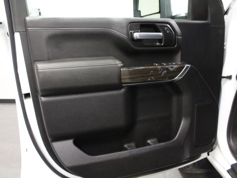 Used 2021 Chevrolet Silverado 3500 LT image 11