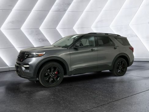 Used 2024 Ford Explorer ST w/ Equipment Group 401A AWD/4WD image 3