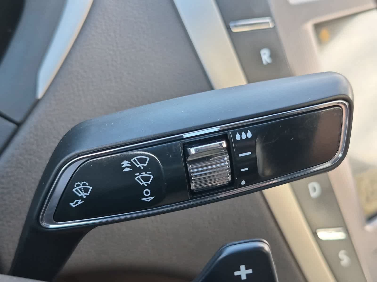 Used 2017 Lincoln MKZ Select FWD image 27